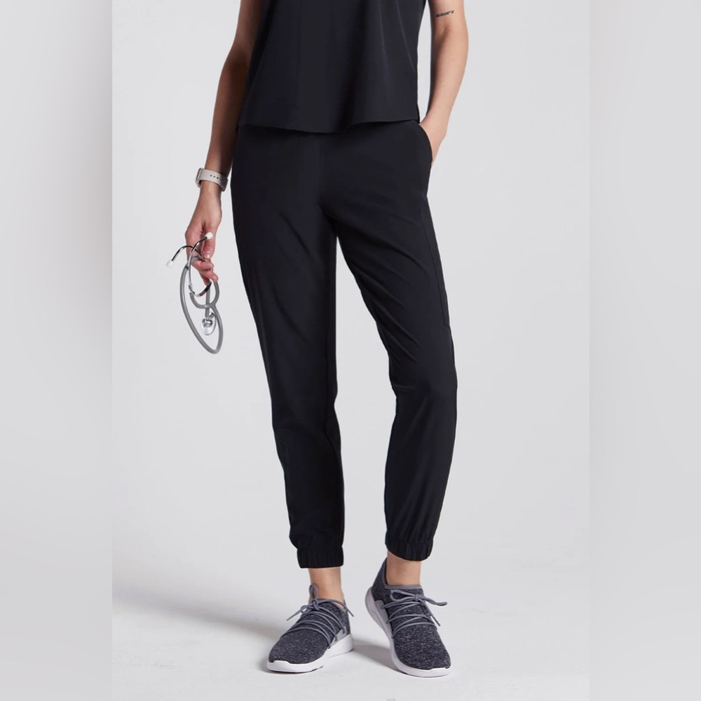 Asmar Scrubs Susan Petite Multi Pocket Joggers Small